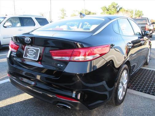 2017 Kia Optima EX