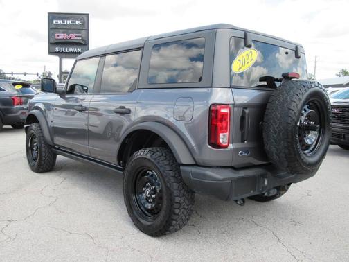 Carbonized Gray Metallic 2022 Ford Bronco Black Diamond