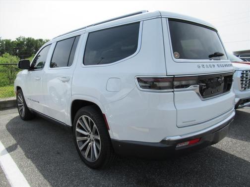 Bright White Clearcoat 2022 Jeep Grand Wagoneer Series I