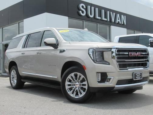 2023 GMC Yukon XL SLT