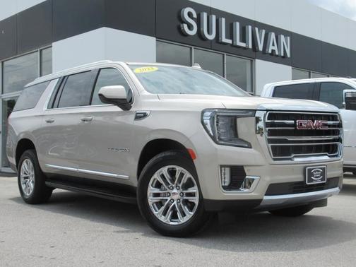 2023 GMC Yukon XL SLT