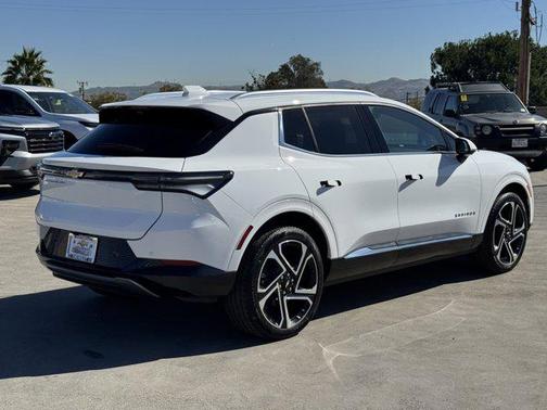 2026 Chevrolet Equinox EV LT