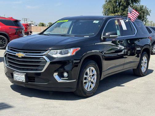 2021 Chevrolet Traverse LT Cloth