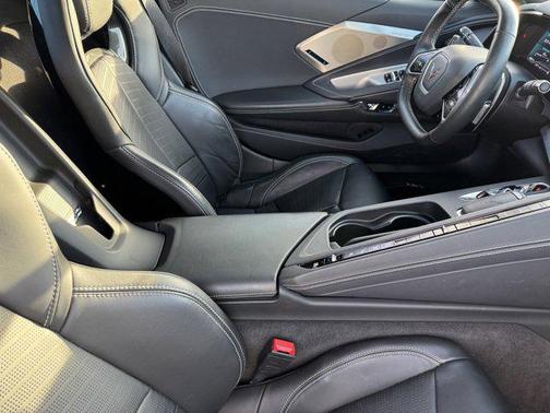 2023 Chevrolet Corvette Stingray w/2LT