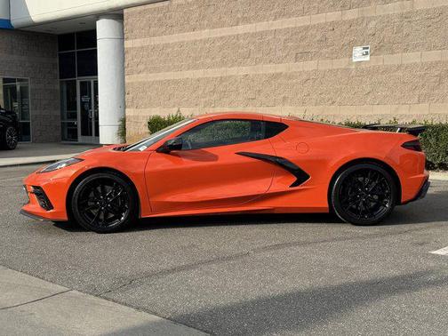 2026 Chevrolet Corvette Stingray w/1LT