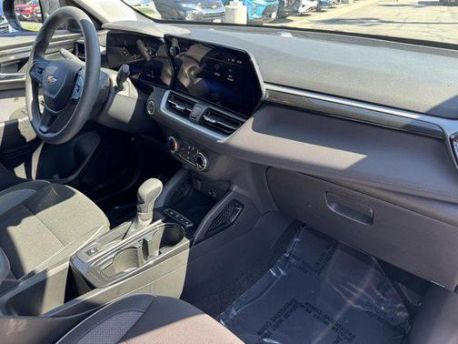2025 Chevrolet Trailblazer LS