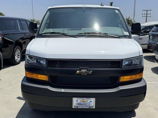 2025 Chevrolet Express 2500 RWD 2500 Regular Wheelbase WT