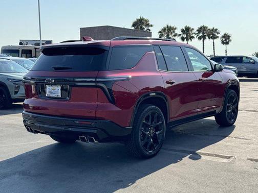 2025 Chevrolet Traverse RS