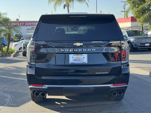 2025 Chevrolet Suburban Premier