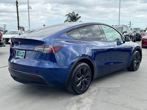 Deep Blue Metallic 2024 Tesla Model Y Long Range Dual Motor All-Wheel Drive