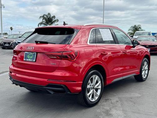 Progressive Red Metallic 2024 Audi Q3 Premium 45 TFSI S line quattro Tiptronic
