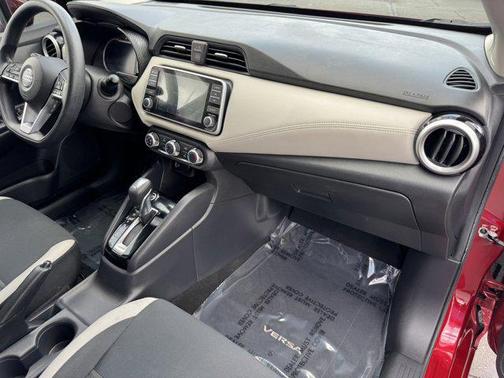 2020 Nissan Versa 1.6 SV