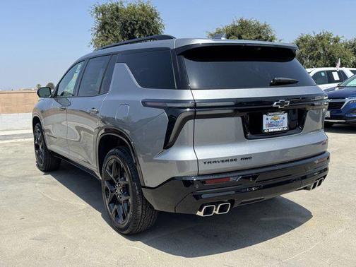 2025 Chevrolet Traverse RS