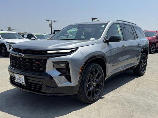 2025 Chevrolet Traverse RS