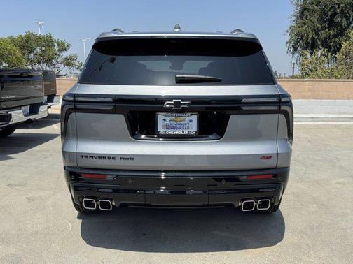 2025 Chevrolet Traverse RS