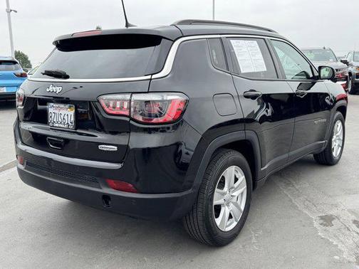 2022 Jeep Compass Latitude
