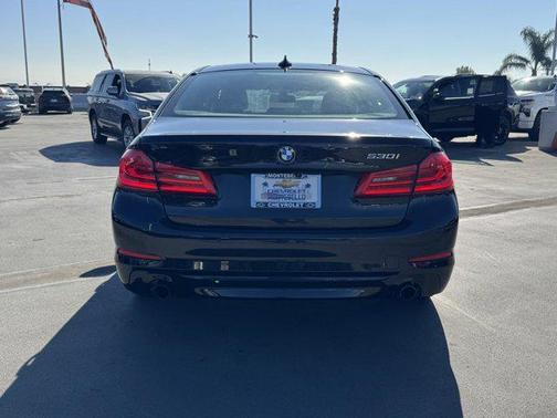 2019 BMW 530 530i