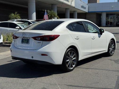 2018 Mazda Mazda3 Grand Touring