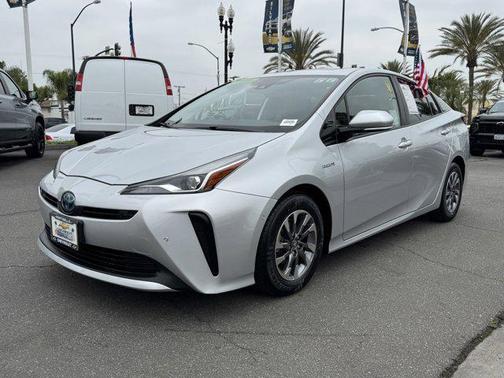 2019 Toyota Prius XLE