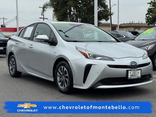 2019 Toyota Prius XLE