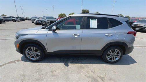 2022 Kia Seltos S