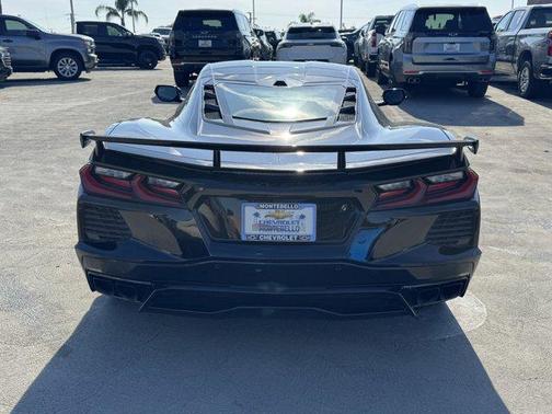 2026 Chevrolet Corvette Stingray w/2LT