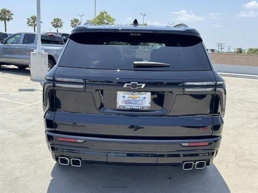 2025 Chevrolet Traverse RS