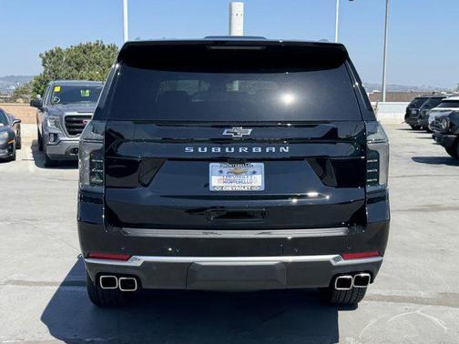 2025 Chevrolet Suburban 2WD High Country
