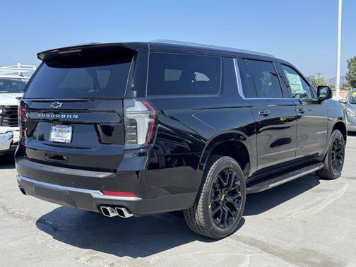 2025 Chevrolet Suburban 2WD High Country