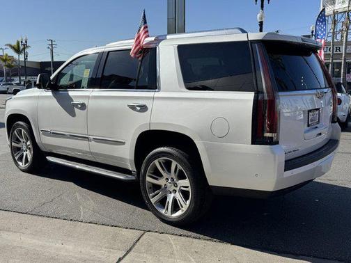 2017 Cadillac Escalade Luxury