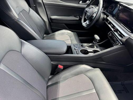 Wolf Gray 2024 Kia K5 GT-Line