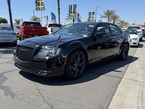 2022 Chrysler 300 S