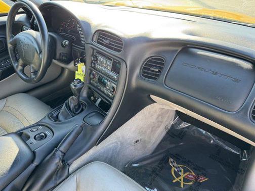 2004 Chevrolet Corvette Base
