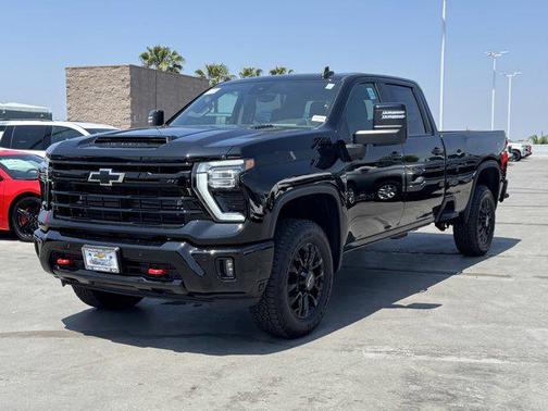 2025 Chevrolet Silverado 3500 LT