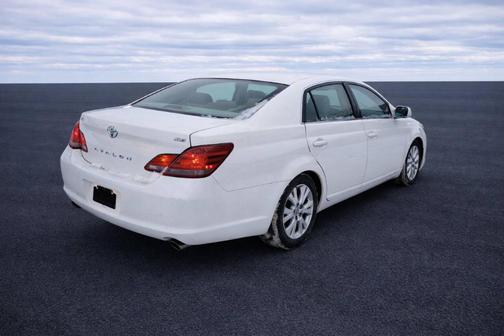 2008 Toyota Avalon XLS