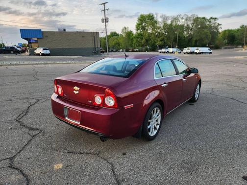 Maroon 2008 Chevrolet Malibu LTZ