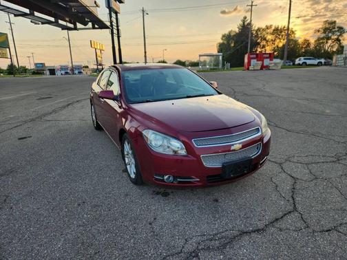 Maroon 2008 Chevrolet Malibu LTZ