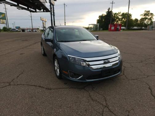 Blue 2012 Ford Fusion SE