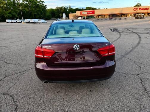 Maroon 2013 Volkswagen Passat 2.5 SE