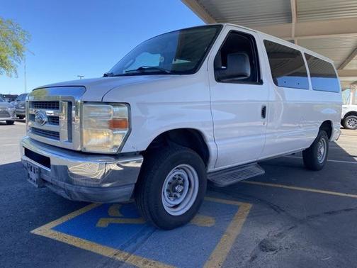 2011 Ford E350 Super Duty XLT