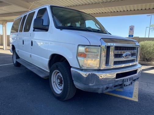 2011 Ford E350 Super Duty XLT