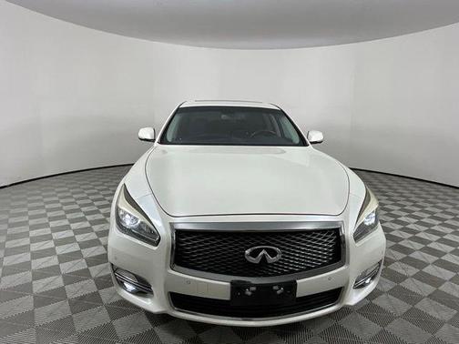 2018 INFINITI Q70L 3.7X LUXE