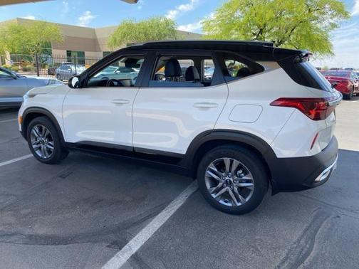 2021 Kia Seltos S