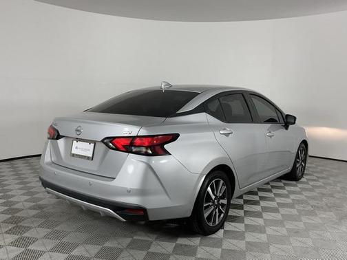 2021 Nissan Versa 1.6 SV