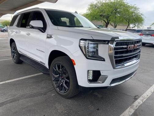 2024 GMC Yukon SLT