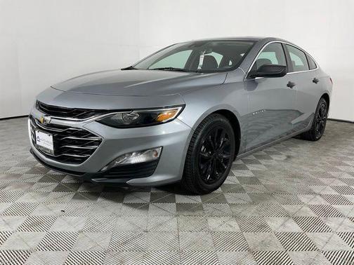 Sterling Gray Metallic 2024 Chevrolet Malibu FWD 1LT