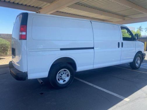 Summit White 2020 Chevrolet Express 2500 RWD 3500 Extended Wheelbase WT