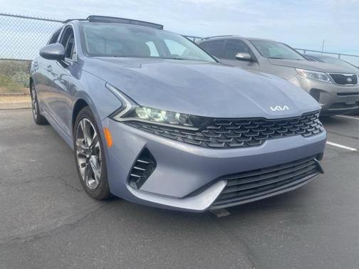 2022 Kia K5 EX