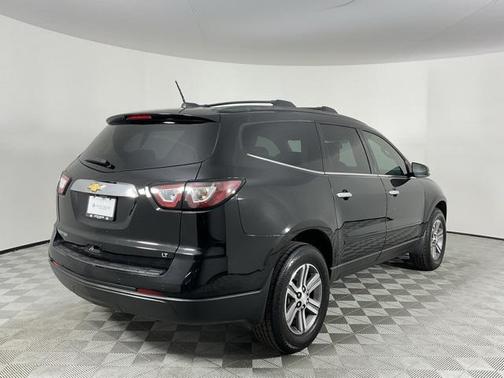 2017 Chevrolet Traverse 2LT