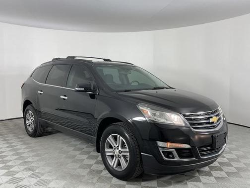 2017 Chevrolet Traverse 2LT